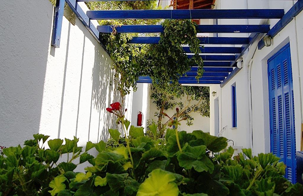 Idroussa Apartment Batsi  Ngoại thất bức ảnh
