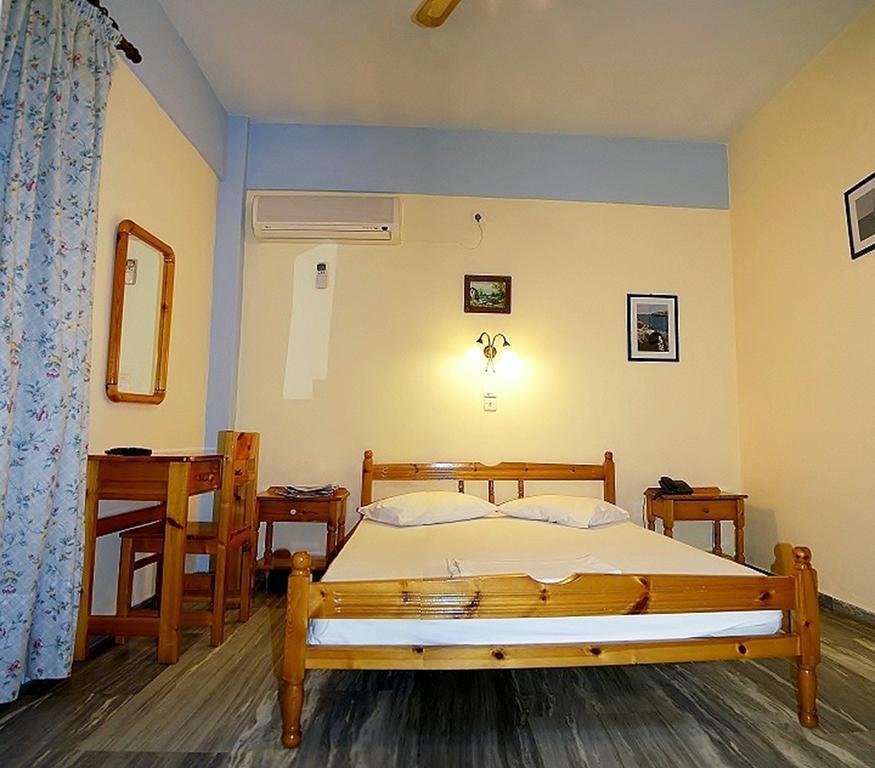 Idroussa Apartment Batsi  Phòng bức ảnh
