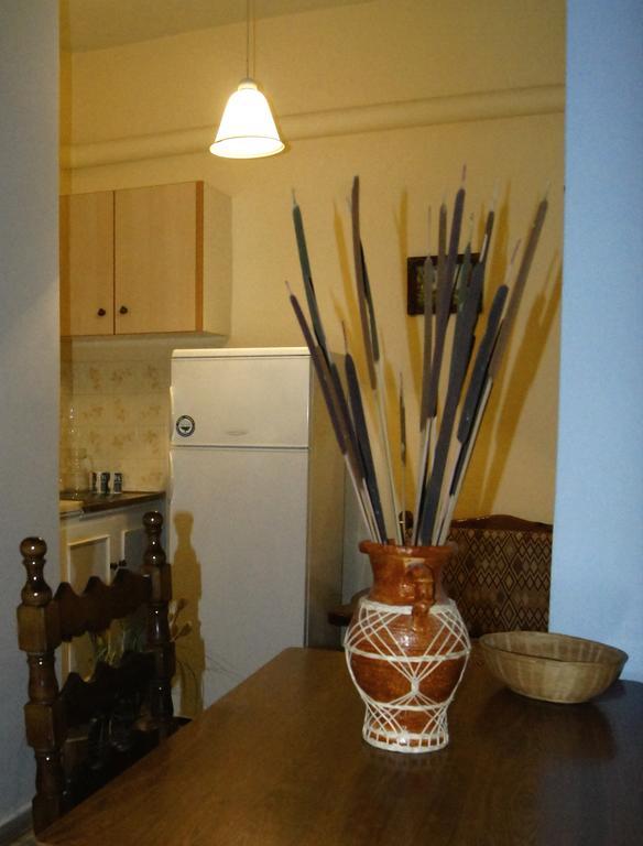 Idroussa Apartment Batsi  Phòng bức ảnh