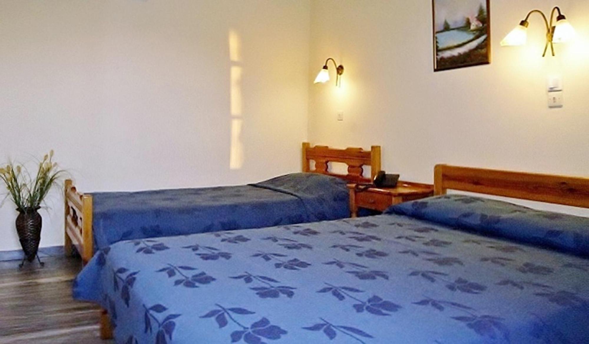 Idroussa Apartment Batsi  Phòng bức ảnh