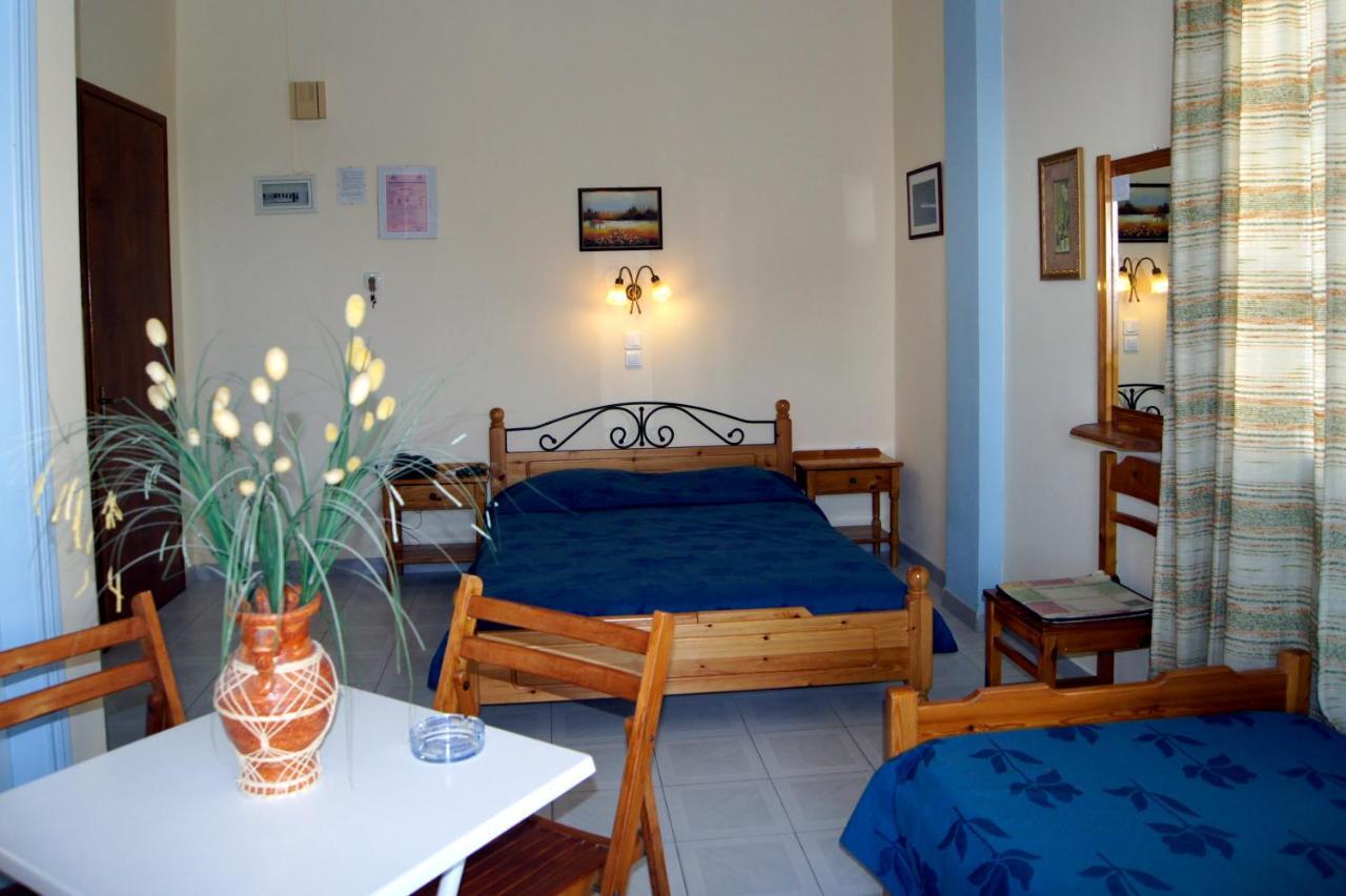 Idroussa Apartment Batsi  Phòng bức ảnh